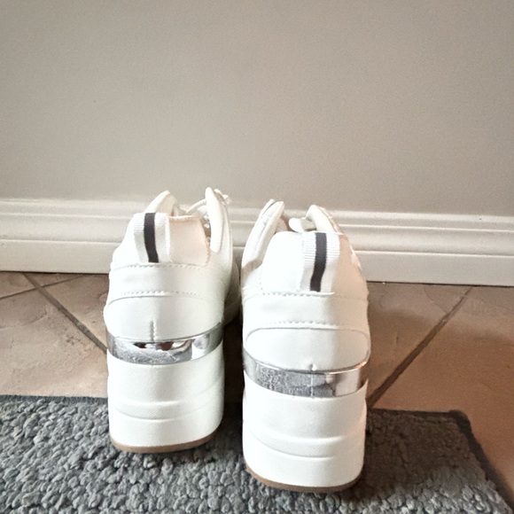 wedge sneakers - Picture 3 of 5